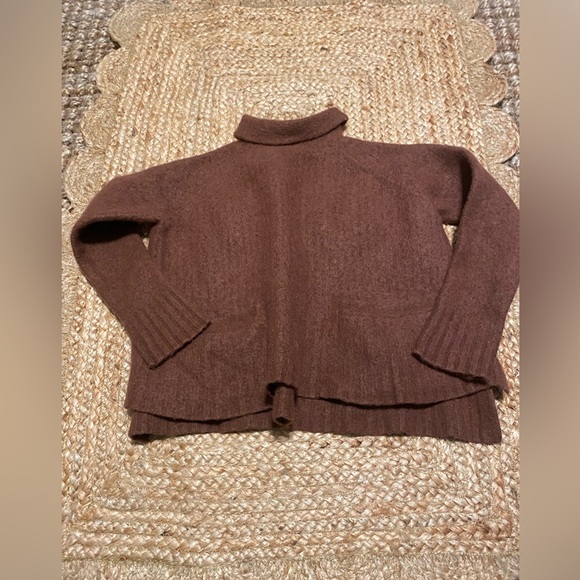 Toad & Co girls organic wool pull over brown sweater with pockets - Picture 10 of 10